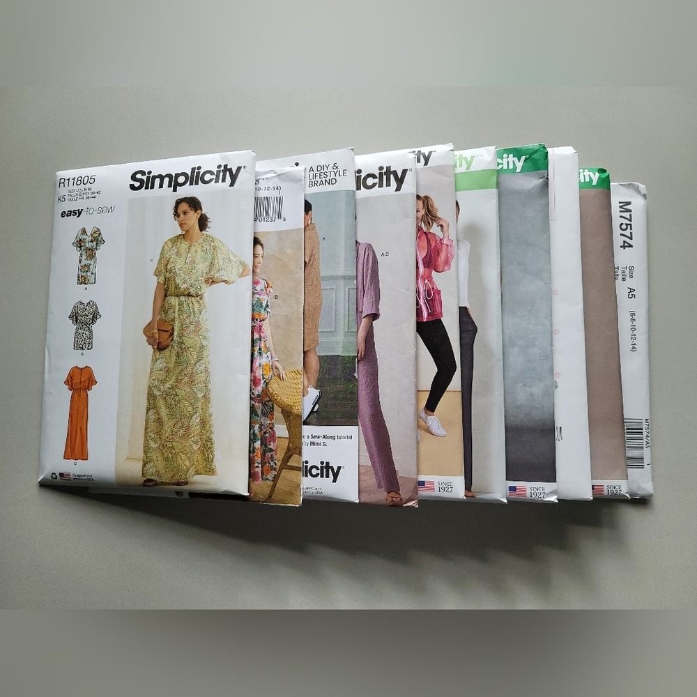 ‼️MUST GO‼️ Lot of 10 uncut new sewing patterns sized small to large
